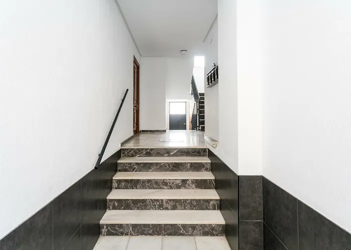아파트 Triana 3 Bedrooms & 2 Bath Parking Included